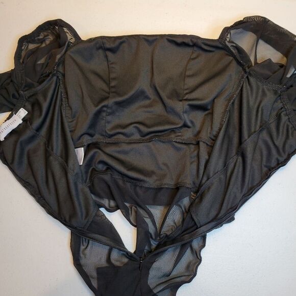 Thats so Fetch Long Sleeve Bodysuit Black Ruched Mesh Women's 4 - Picture 10 of 15